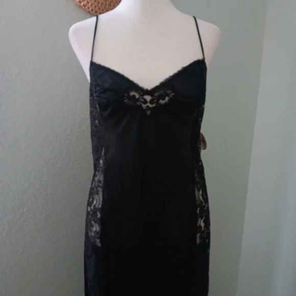 Vintage Black Lace Trim Long Chemise Slip - Picture 2 of 7
